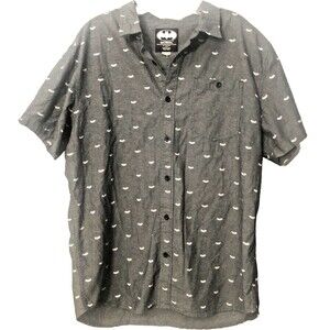 Batman DC Comic Men’s Short Sleeve Button Up Logo Shirt Size XL Gray Black